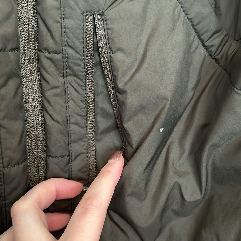 XERSION Vest - Picture 2 of 4